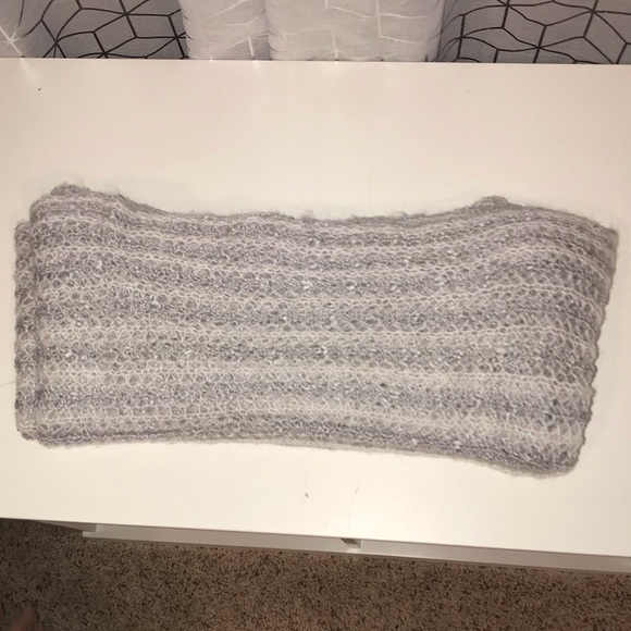 Grey and White Infinity Scarf - Picture 2 of 2